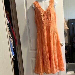 Elegant Orange Sleeveless Midi Dress